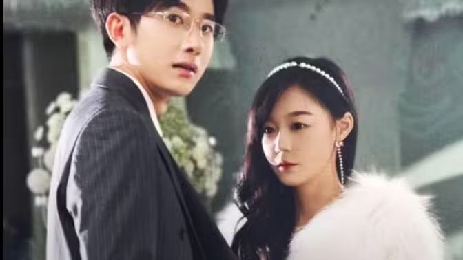 替身女配拿稳白月光剧本第21-40集