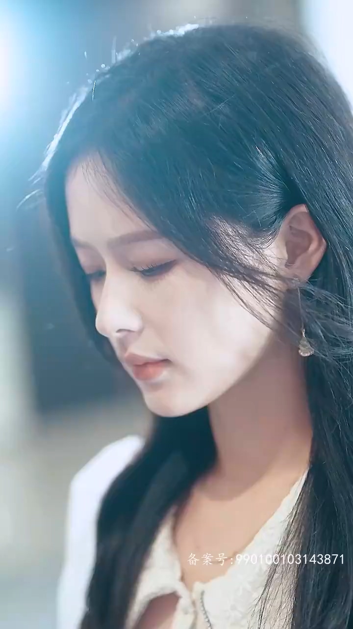 离婚后，前夫哭着求复婚第01集